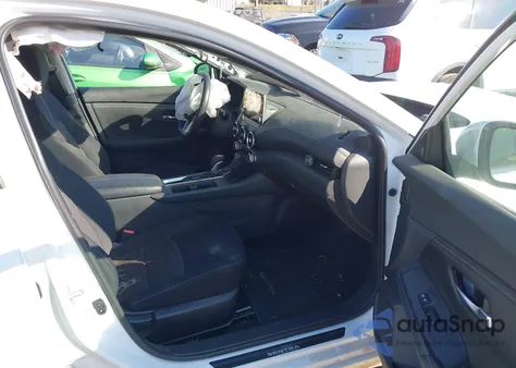 2022 Nissan Sentra Sv Xtronic Cvt z USA, uszkodzony, nr VIN 3N1AB8CV6NY306513